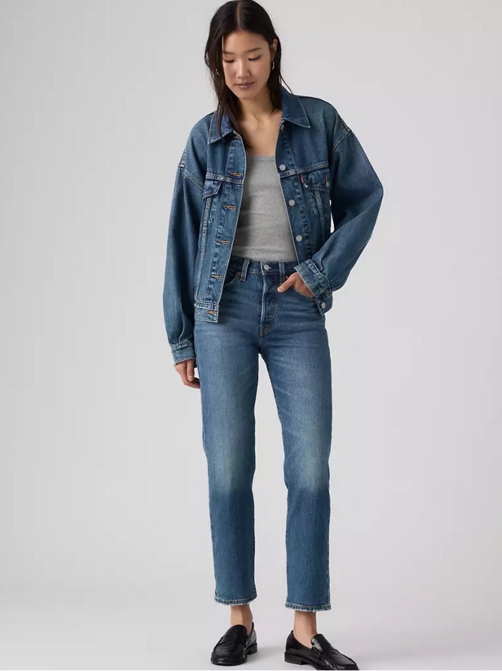 Levi's Wedgie Straight Jeans in Medium Blue NWOT